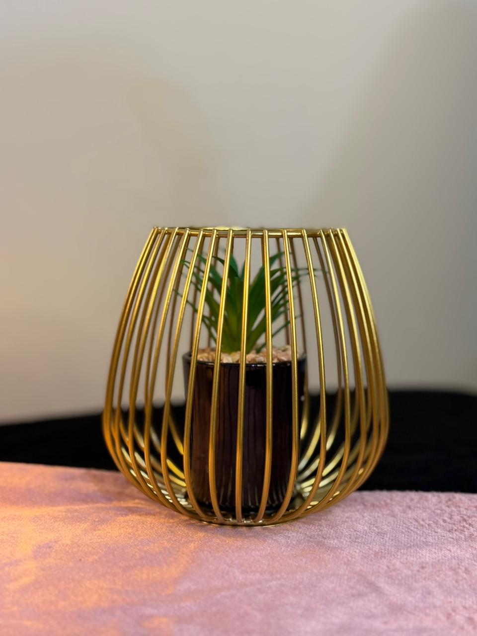 METALLIC GOLDEN WIRE CAGE | DECOR WITH PLANTER INSIDE