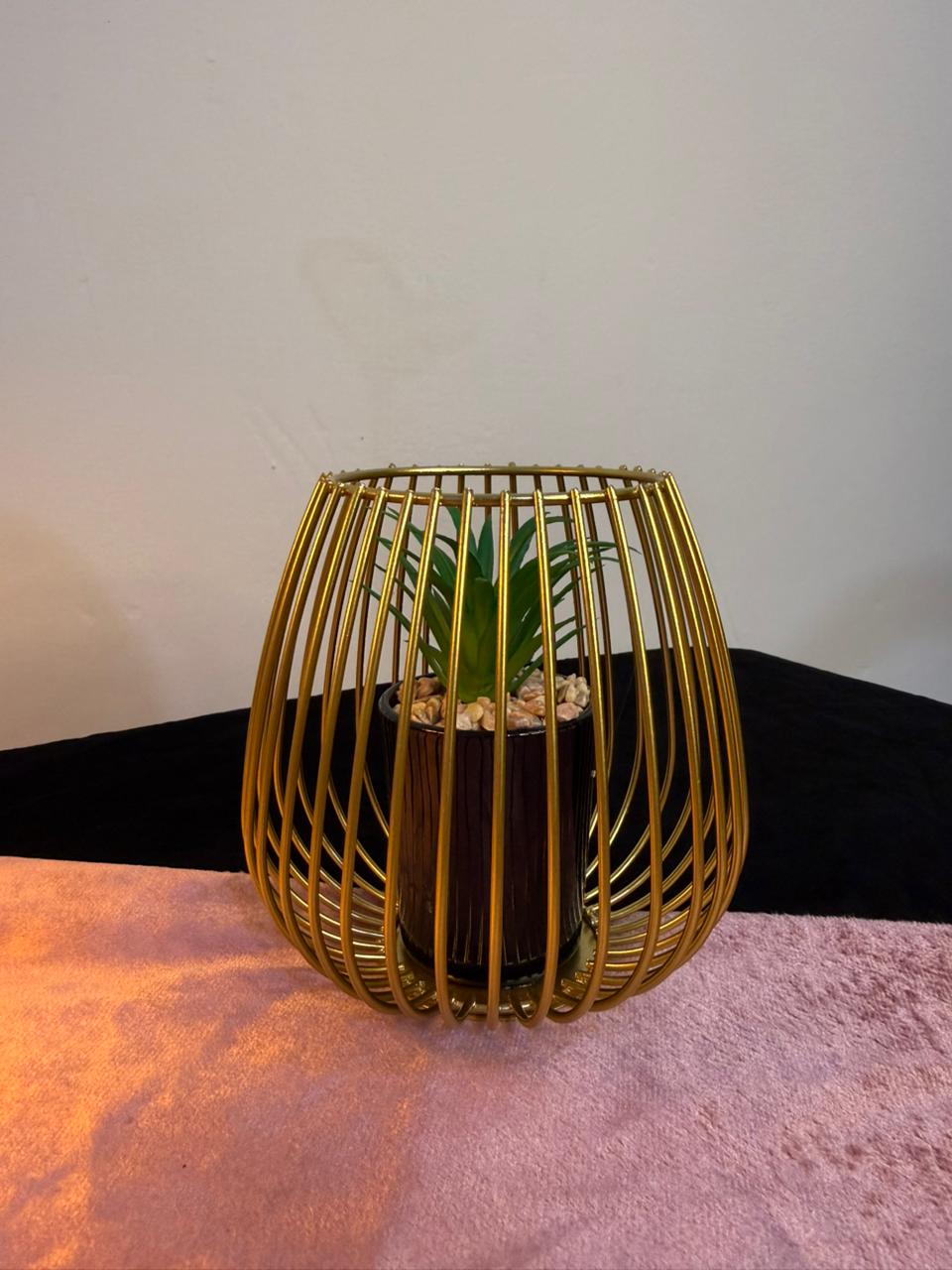 METALLIC GOLDEN WIRE CAGE | DECOR WITH PLANTER INSIDE