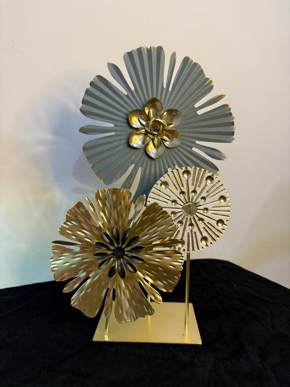 ELEGANT DECORATIVE METAL FLOWER| IMPORTED PREMIUM QUALITY