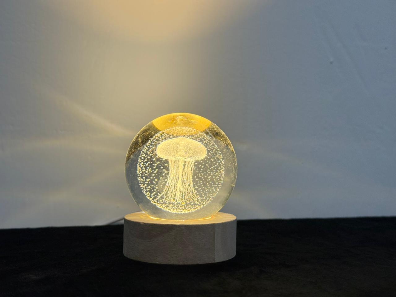 3D JELLYFISH CRYSTAL BALL LAMP | NIGHT LIGHT WITH WOODEN BASE