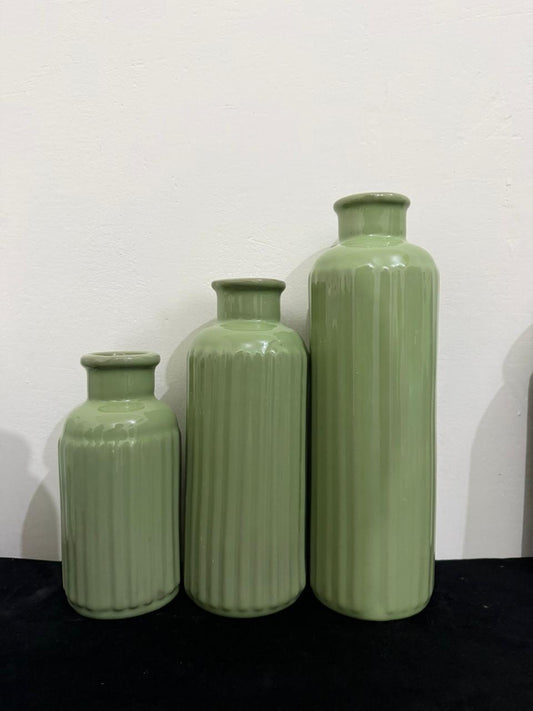 RIBBED - CERAMIC VASE DECORATIVE ORNAMENTS | SETS OF 3